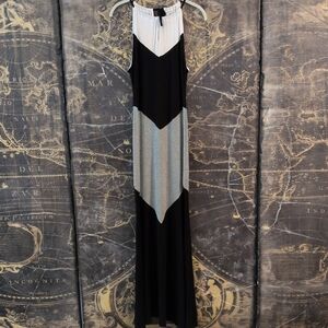 Monteau Los Angeles Sleeveless Color Block Maxi Dress Gray & Black Medium